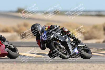 media/Nov-16-2025-Race Pace (Sun) [[8c5fa54630]]/Verified Riders/9-Turn 16 (150pm)/